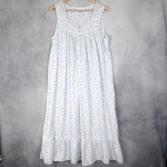 Eileen West Other - Eileen West Nightgown Womens Medium White Blue Floral Lace Sleeveless Ruffle